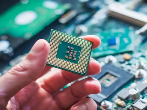 ����x86/ARM�Ŕ���RISC-V����оƬ�������P�I�����